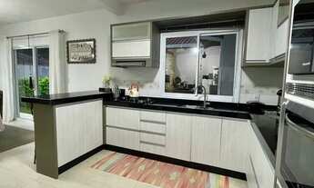 Imagem 5: Linda casa com piscina e banheira de hidro!