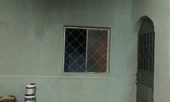 Imagem 4: Aluga-se apto Quarto com aluguel por R$700 /mês