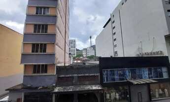 Imagem 3: Apto Centro, frente, amplo, reformadíssimo, Rua 16 de março, excelente preço - Petrópolis