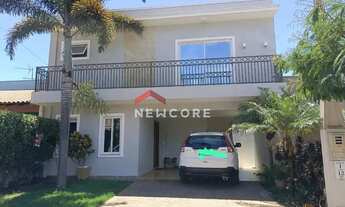 Imagem: Casa de condomínio em Avenida Padre Adrianus