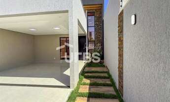 Imagem 4: CASA TERREA A VENDA - LOCALIZADA NO SETOR JARDIM AMÉRICA COM ÁREA TOTAL DE 219,35M²