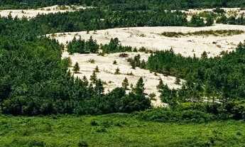 Imagem: Terreno de 400m² em condomínio na Praia