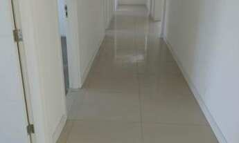 Imagem: Excelente prédio, a 100 metros da estação