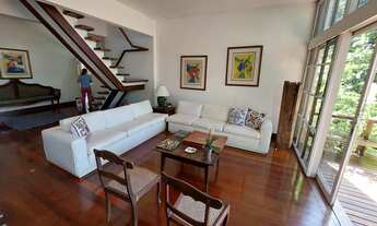 Imagem 4: Casa de condomínio para venda possui 270 metros quadrados com 3 quartos