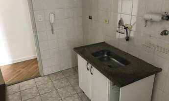Imagem 7: Apartamento com 2 dormitórios, ideal para 1 pessoa ou casal, prédio com piscina e lazer