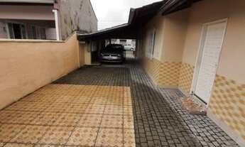 Imagem 2: Casa para Venda em Joinville, Comasa, 3 dormitórios, 1 suíte, 1 banheiro