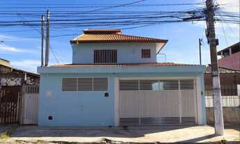 Imagem: Sobrado para aluguel possui 230 metros quadrados