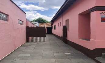 Imagem 4: Casa 04 dorms e 05 vagas