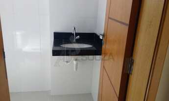 Imagem 7: Casa nova em condomínio no Horto Florestal, com 2 dormitórios, sala, cozinha americana, 1