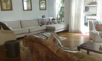 Imagem 2: Casa de condomínio sobrado para venda possui 230 metros quadrados com 4 quartos