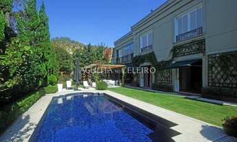 Imagem 3: Venda/Jardim Luzitânia: casa imponente perto do Parque Ibirapuera