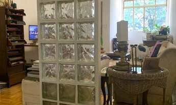 Imagem 2: Apartamento para aluguel e venda possui 78 metros quadrados com 2 quartos