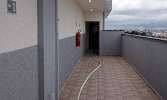 Imagem 4: Apartamento com 2 Quartos e Sacada à Venda, 40 m² por R$ 163.000