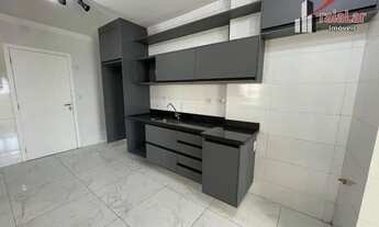 Imagem 6: Apartamento de Alto Padrão com Três Quartos mais Dependência de Empregada Closet Varanda G