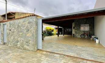 Imagem: Casa com 3 dormitórios à venda, 178 m²