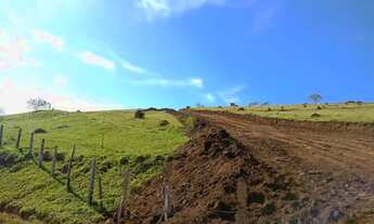 Imagem: VENDO TERRENO COM EXCELENTE LOCALIZAÇÃO