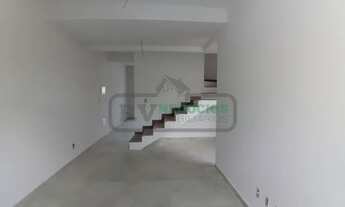 Imagem 4: )(- Linda casa triplex com 2 quartos com suítes e amplo quintal em Parque Independência