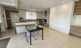 Imagem 4: Linda casa com 4 suítes no melhor Condomínio de Alphaville