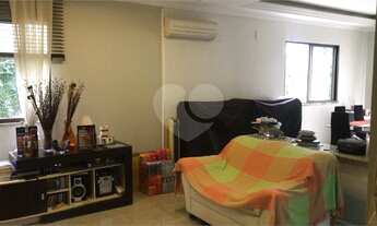 Imagem 4: Manaus - Casa Padrão - Flores