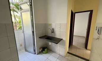 Imagem 5: Apartamento de dois quartos, primeiro andar, Camargos