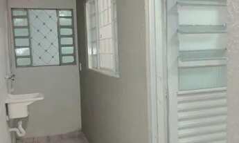 Imagem 7: Aluguel para casal - Casa de Fundos com saída independente St Central