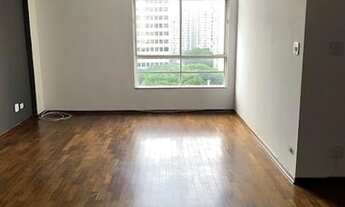 Imagem: Amplo apartamento !! Bem localizado !!