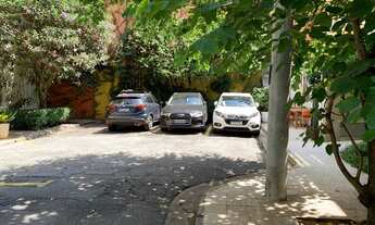 Imagem 4: CHARMOSA CASA DE VILA NO JARDIM AMÉRICA EM REFORMA