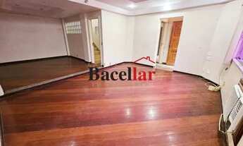 Imagem 5: Casa na Tijuca, 05 quartos, terraço, piscina, churrasqueira, sauna, 03 vagas