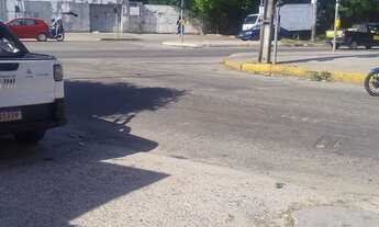 Imagem 3: Ponto comercial Galpão / depósito com 2 vagas na garagem