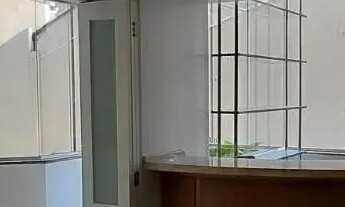 Imagem 4: Apartamento com 3 quartos na Agronômica e vaga de garagem livre