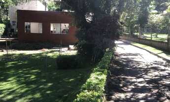 Imagem 2: Terreno de 5600m² no bairro Sambaqui