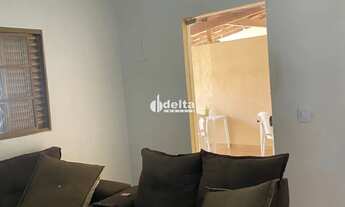 Imagem 6: Casas residencial disponível para venda no bairro Santa Mônica em Uberlândia-MG