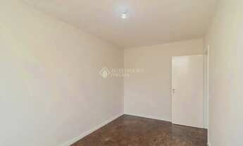 Imagem 2: Imóvel para aluguel tem 60 metros quadrados com 2 quartos em Menino Deus - Porto Alegre