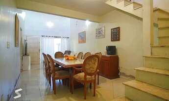 Imagem: Casa Térrea com 5 dormitórios, Amplo Terreno