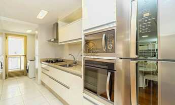 Imagem 5: Apartamento mobiliado à venda no Champagnat com 69 m², 2 quartos e sacada com churrasqueir