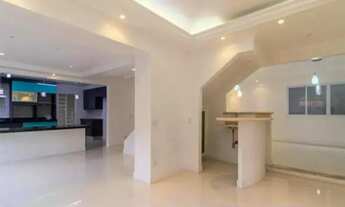 Imagem 3: Imóvel para aluguel e venda tem 360 metros quadrados com 4 quartos