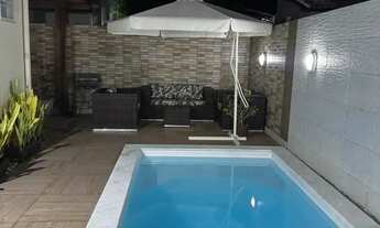 Imagem 2: Casa com Piscina em condomínio Na Aruana