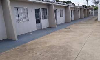 Imagem 2: Alugo Kitnet em Campo Mourão, Rua Mamborê, 585 - Centro