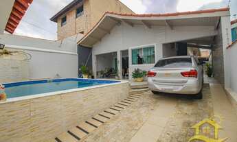 Imagem 2: Casa - Térrea no bairro Jardim Barra de Jangadas, 200 metros da praia, Peruíbe-SP