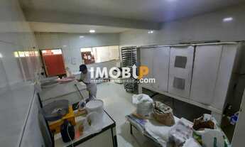 Imagem 2: Prédio Comercial, Av. do Detran Centro, Sala e Apto 2Q., Formosa-GO