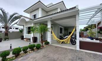 Imagem 3: Casa para venda tem 220 metros quadrados com 4 quartos em Campeche - Florianópolis - SC