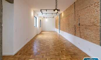 Imagem: More na Rua Frei Canecas. Apartamento todo