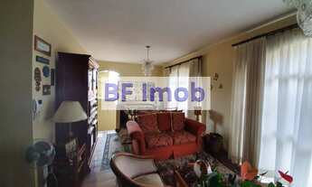 Imagem 3: Localização imperdível, no meio do verde!!