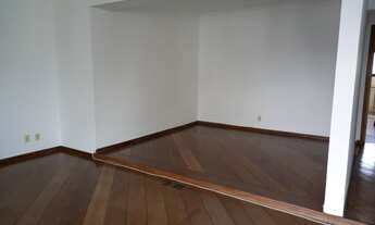 Imagem 6: VISTA DEFINIDA, REPLETO DE ARMÁRIOS, TERRAÇÃO, VAGO