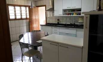 Imagem 2: Sobrado para venda com 325 metros quadrados com 4 quartos em Centro - Tatuí - SP