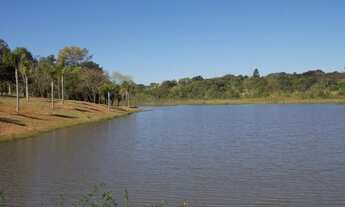 Imagem 3: Terreno 450 m² Próximo a Praça da Fonte No Santa Barbara Resort Residence