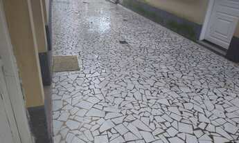 Imagem: Casa térrea, 2 Dormitórios, Lateral, Bairro