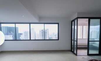 Imagem 4: Apartamento para aluguel e venda possui 204 metros quadrados com 4 quartos