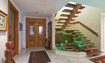 Imagem 3: Casa para venda tem 450 metros quadrados com 5 quartos em Alto de Pinheiros - São Paulo