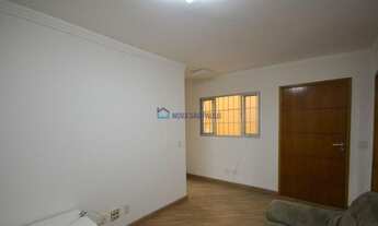 Imagem 4: Sobrado na Região do Bosque da Saúde, com 1 dormitório, sala, cozinha e área de serviço